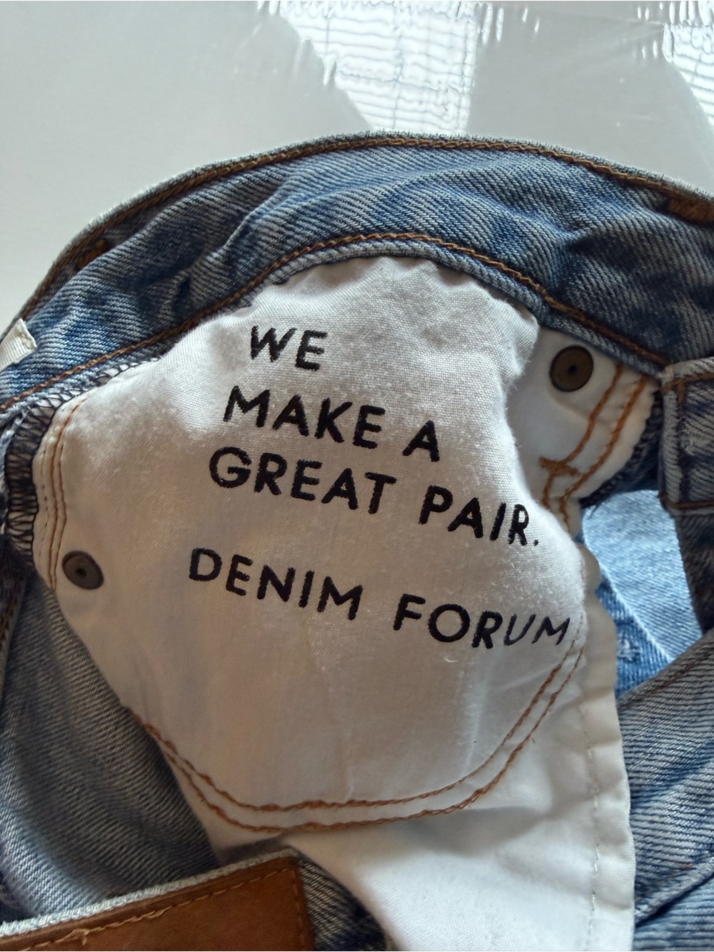 Aritzia Denim Forum High Rise 90’s Jeans - Picture 5 of 13